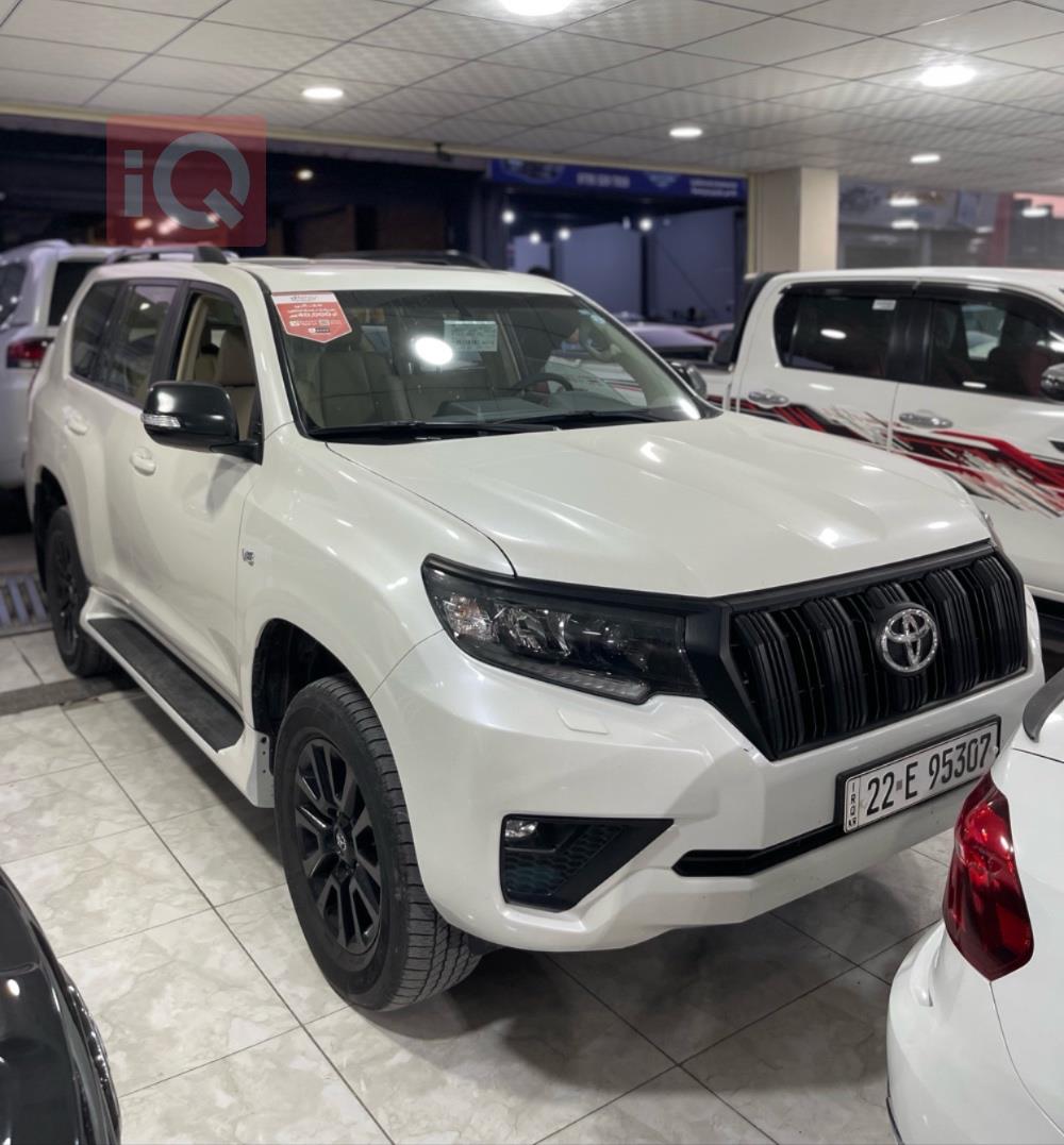 تۆیۆتا لاندكروزر پرادۆ